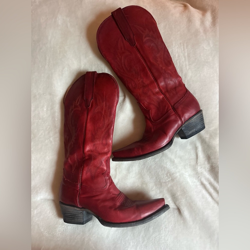 Freebird red boots , like new !